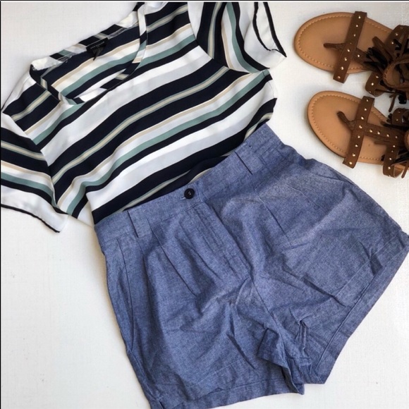 Pants - 💥Chambray High Waisted Shorts